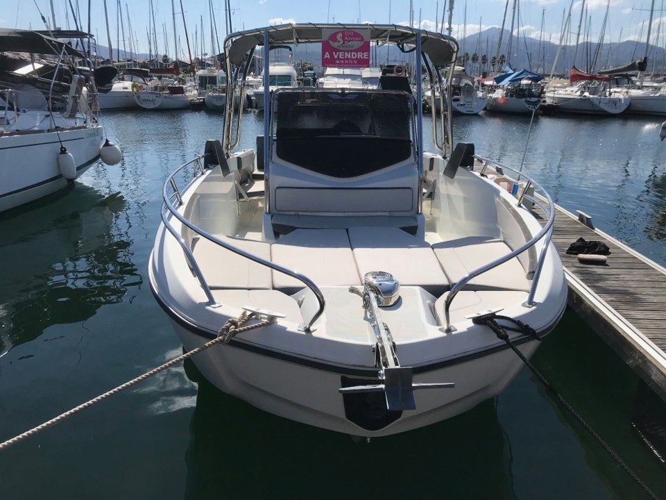 beneteau flyer 7.7 spacedeck