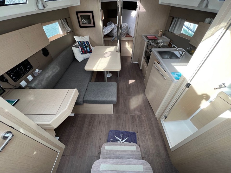 beneteau oceanis 38.1
