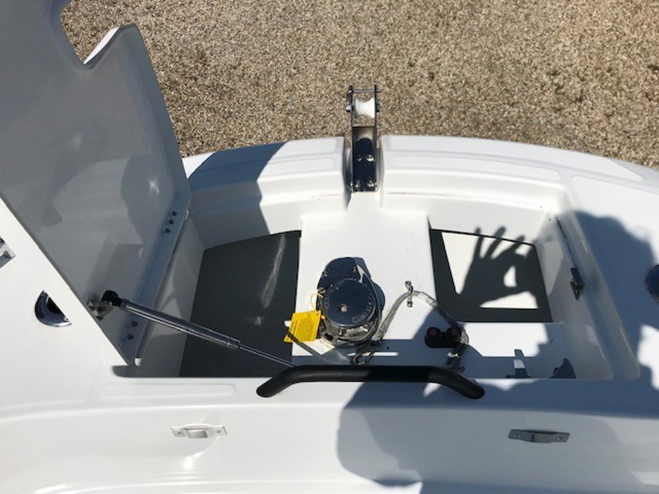 beneteau flyer 8 spacedeckv2