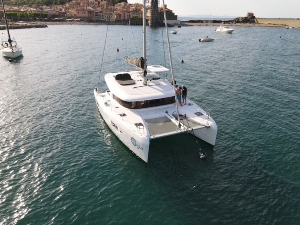 lagoon 42