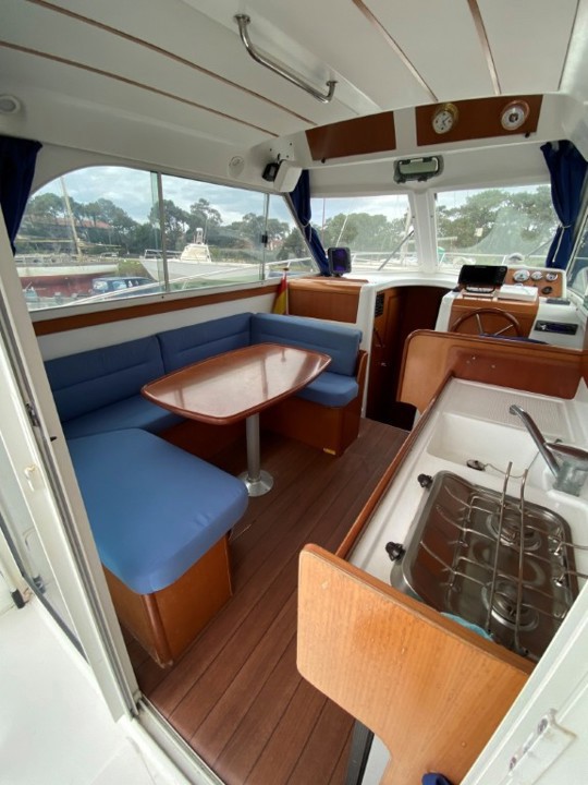 beneteau antares serie 9