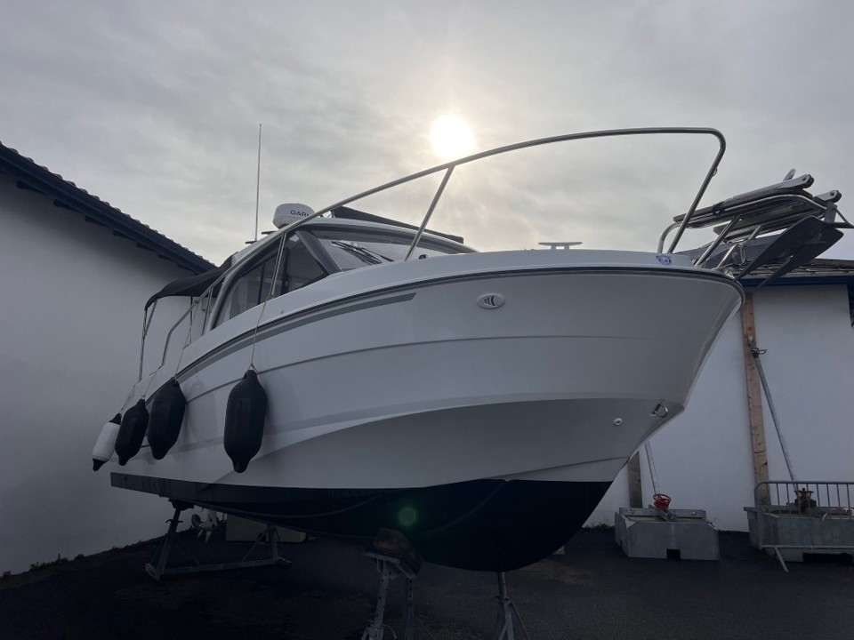 beneteau antares 8 ob v2