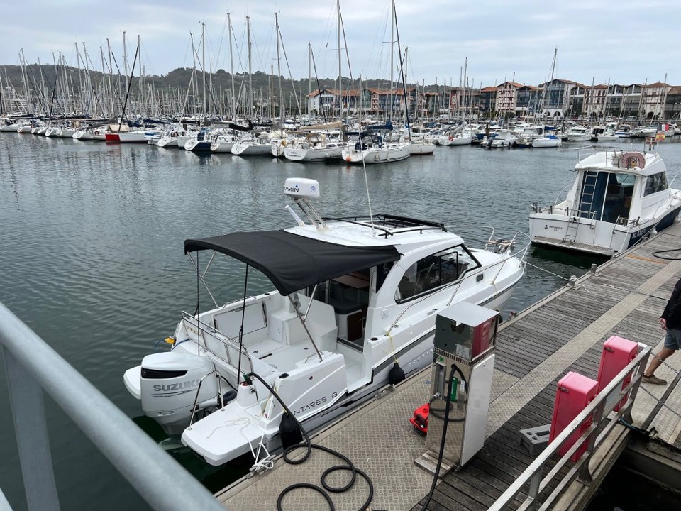 beneteau antares 8 ob v2
