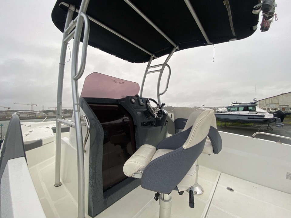 beneteau flyer 6 spacedeck