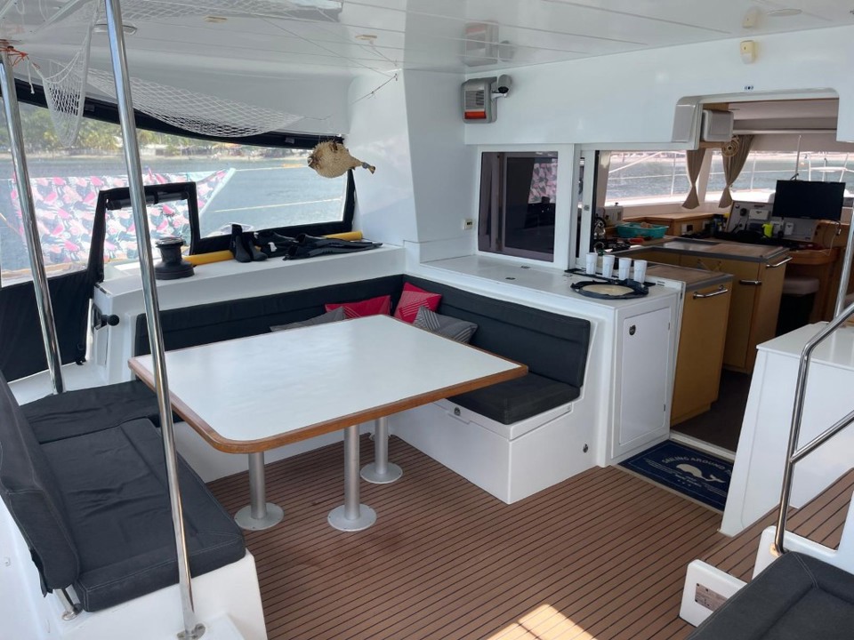 lagoon 450 s