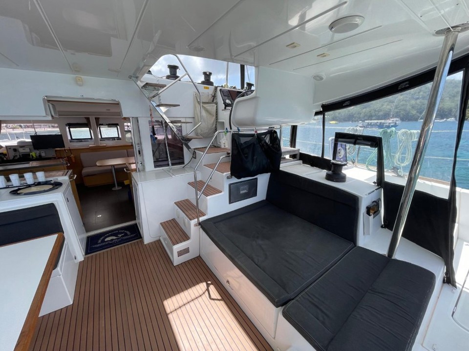 lagoon 450 s