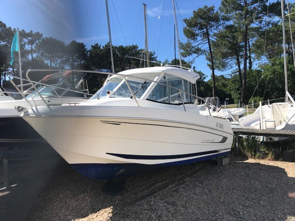 beneteau antares 5.80