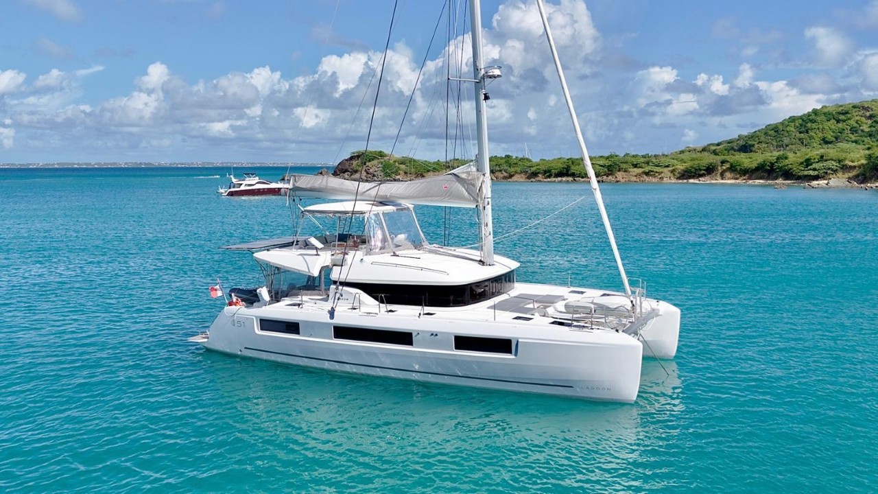 lagoon lagoon 51