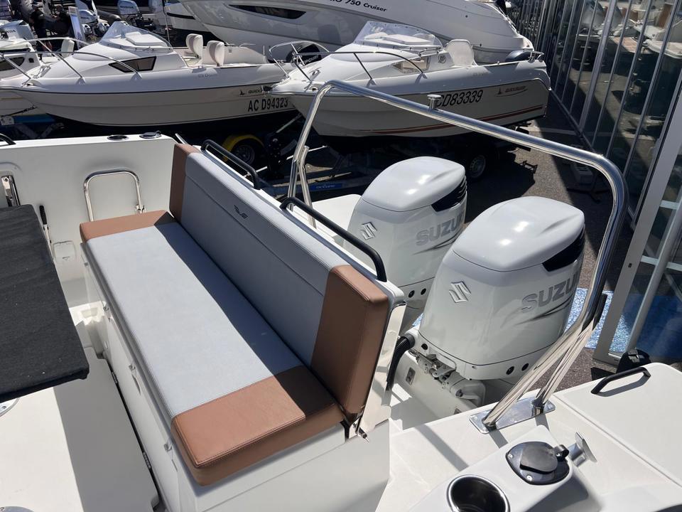 beneteau flyer 9 spacedeck