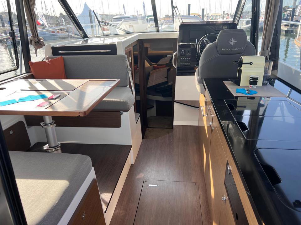 jeanneau MERRY FISHER 10.95