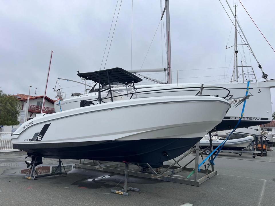 beneteau flyer 8 spacedeck