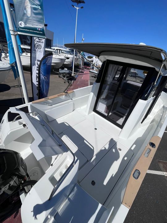 JEANNEAU MARLIN MERRY FISHER 755