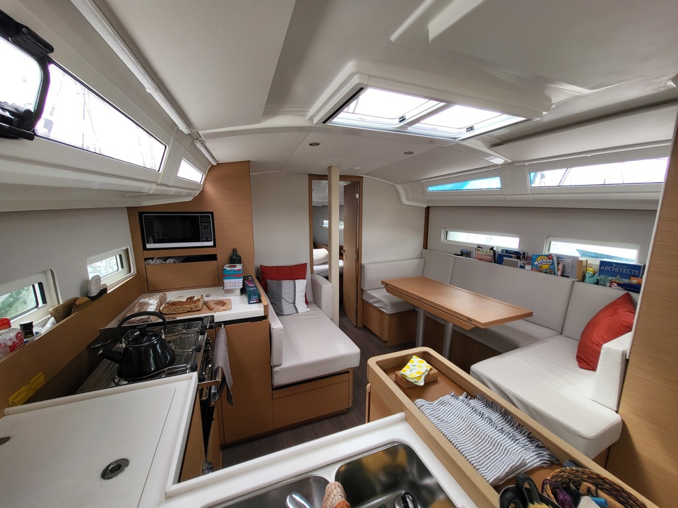 JEANNEAU SUN ODYSSEY 410
