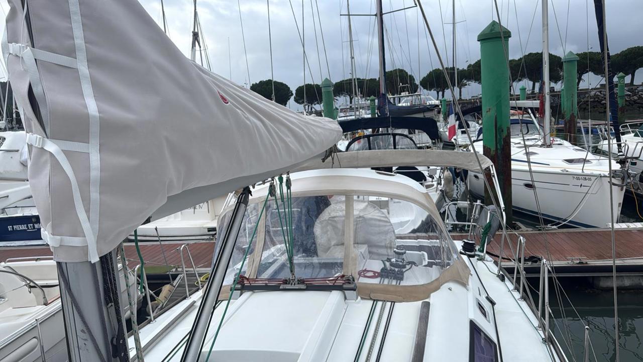 BENETEAU OCEANIS 37