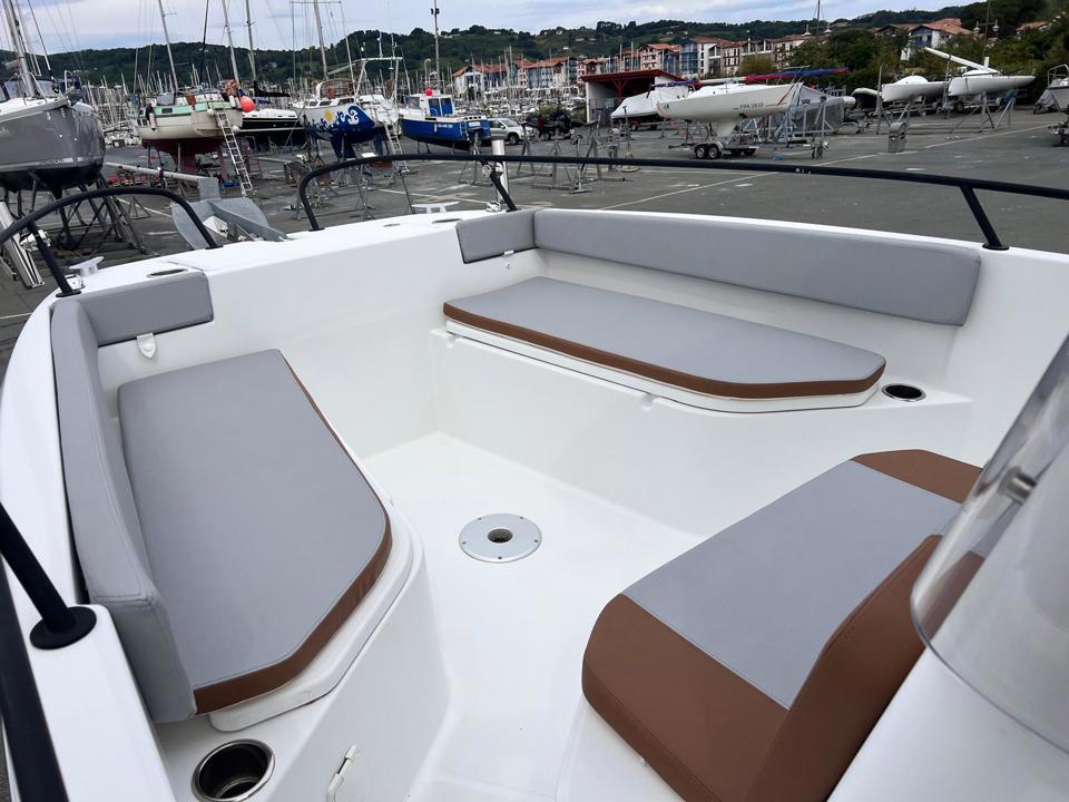beneteau flyer 8 spacedeck