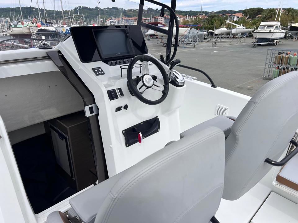 beneteau flyer 8 spacedeck