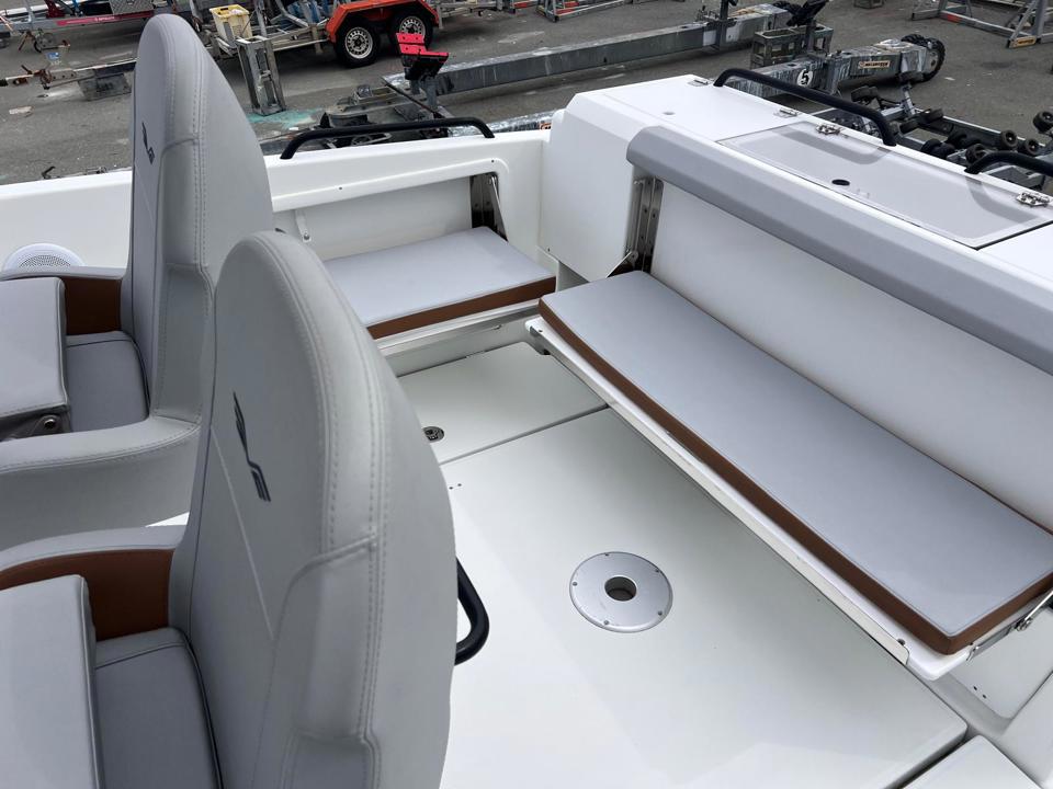 beneteau flyer 8 spacedeck