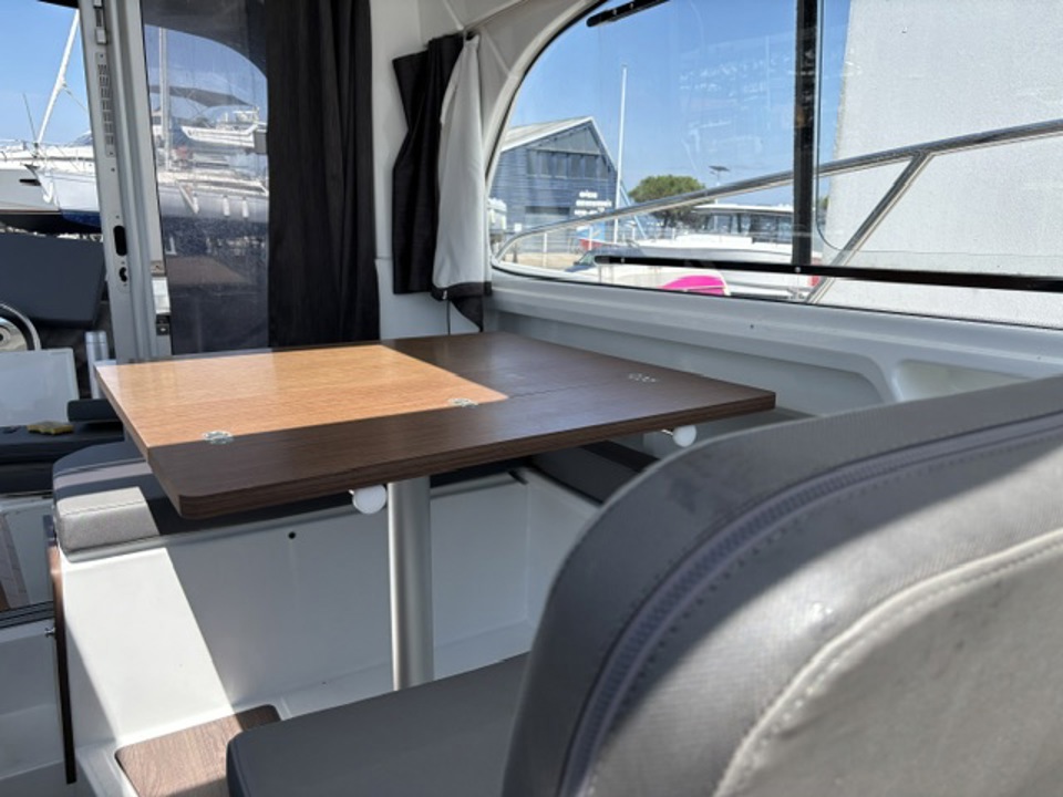 beneteau ANTARES 8 V2