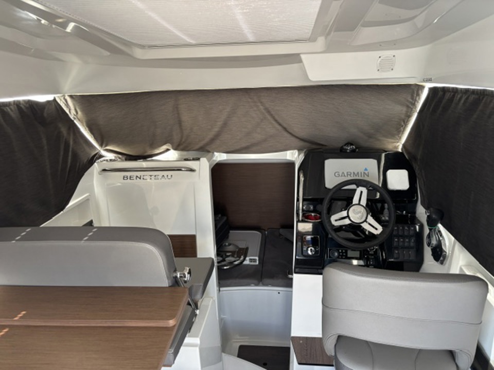 beneteau ANTARES 8 V2