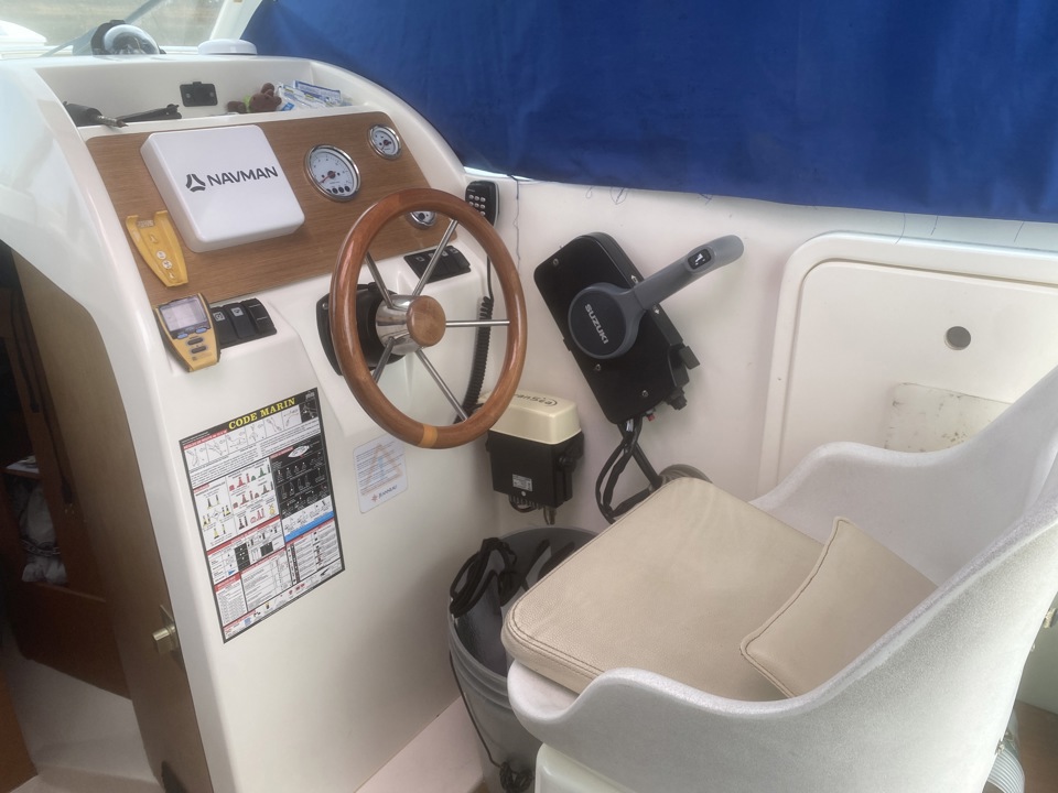 JEANNEAU MERRY FISHER 725 HB