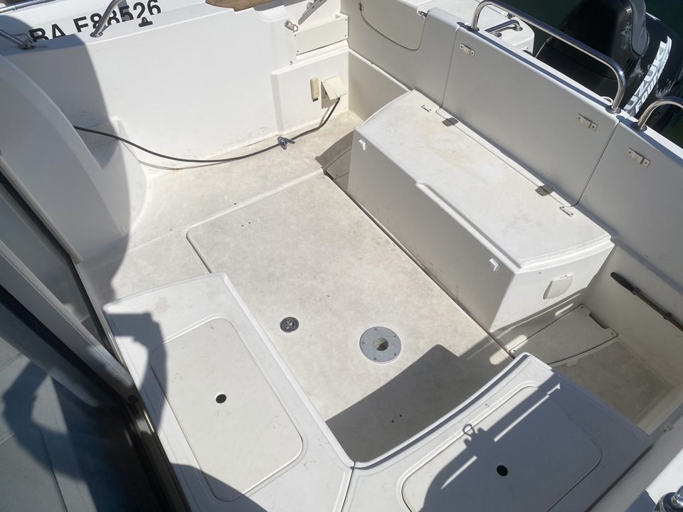 JEANNEAU MERRY FISHER 725 HB