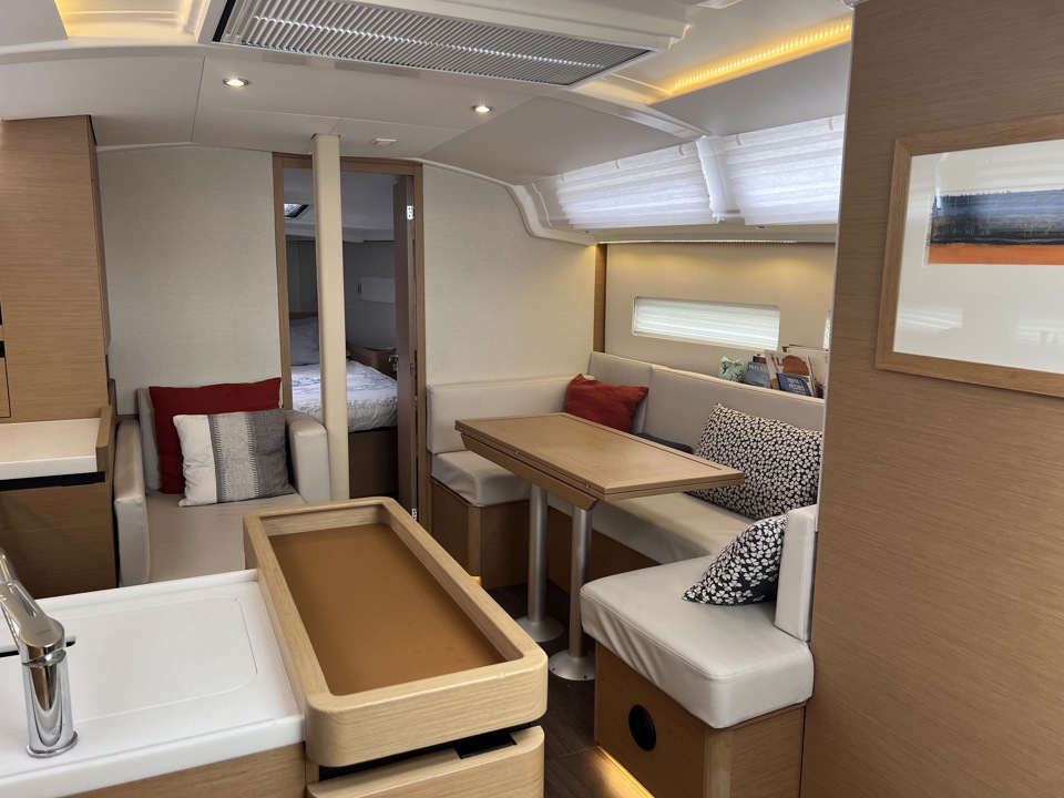 JEANNEAU SUN ODYSSEY 410