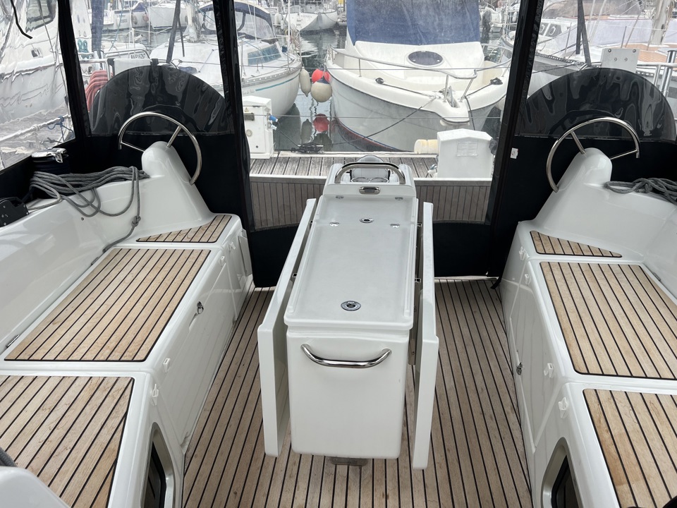 JEANNEAU SUN ODYSSEY 410