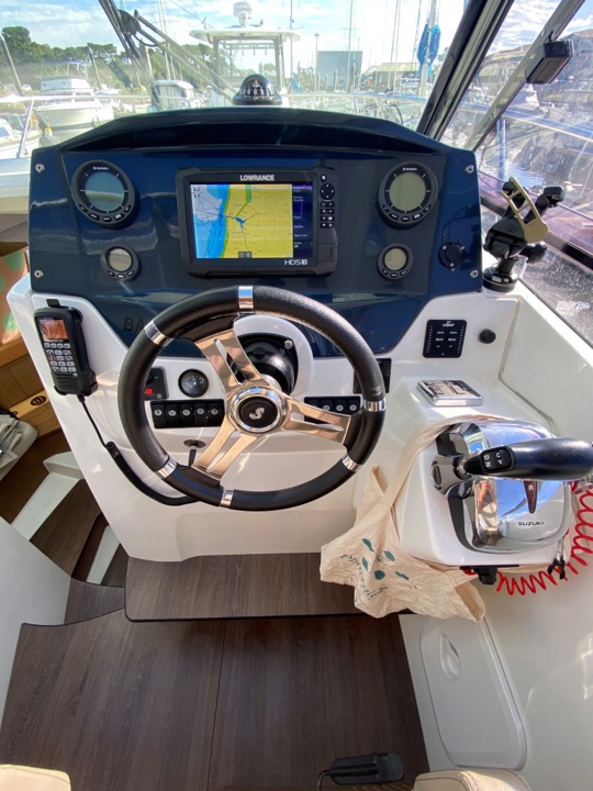beneteau Antares 880