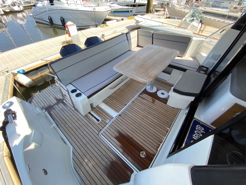 jeanneau MERRY FISHER 1095