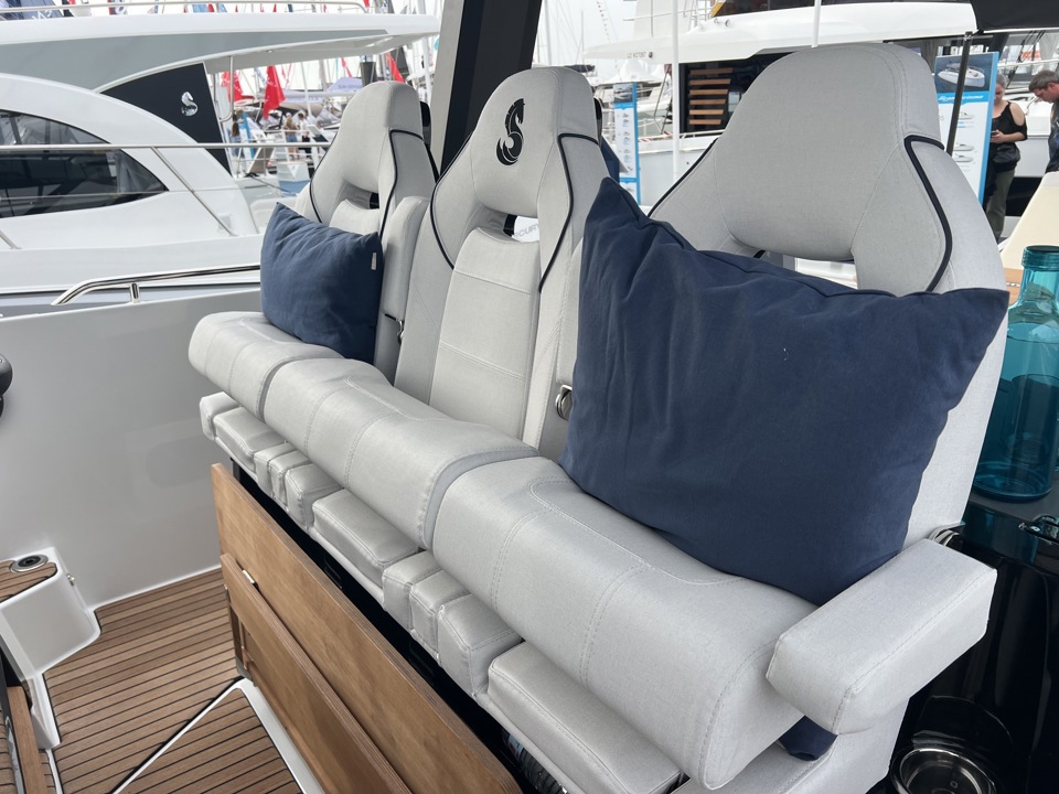 BENETEAU GRAN TURISMO 35 NEW
