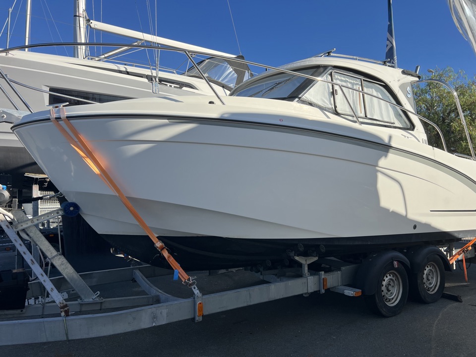 Beneteau Antares 7 OB
